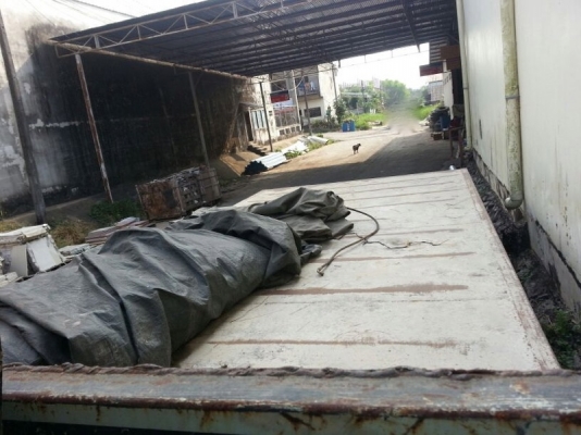 รถอีซูซุ 6 ล้อ พื้นเรียบ 195 แรงม้า. สนใจติดต่อ 081 - 6079515 รถอีซูซุ 6 ล้อ พื้นเรียบ 195 แรงม้า. สนใจติดต่อ 081 - 6079515