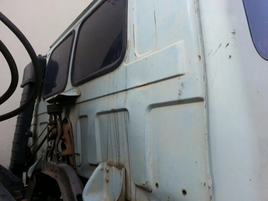 รถอีซูซุ 6 ล้อ พื้นเรียบ 195 แรงม้า. สนใจติดต่อ 081 - 6079515 รถอีซูซุ 6 ล้อ พื้นเรียบ 195 แรงม้า. สนใจติดต่อ 081 - 6079515