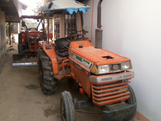 แก้ไขครับขาย คูโบต้า L1-24 แรง เฉพาะตัวรถ สภาพพร้อมใช้งาน 45000 บาท 0821287055 ครูเจมส์ แก้ไขครับขาย คูโบต้า L1-24 แรง เฉพาะตัวรถ สภาพพร้อมใช้งาน 45000 บาท 0821287055 ครูเจมส์