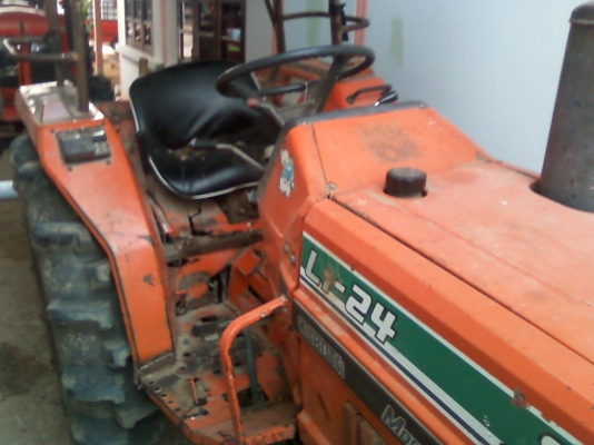 แก้ไขครับขาย คูโบต้า L1-24 แรง เฉพาะตัวรถ สภาพพร้อมใช้งาน 45000 บาท 0821287055 ครูเจมส์ แก้ไขครับขาย คูโบต้า L1-24 แรง เฉพาะตัวรถ สภาพพร้อมใช้งาน 45000 บาท 0821287055 ครูเจมส์