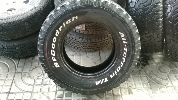 ขายยางBF 30x9.5 ขอบ15 เส้นละ950