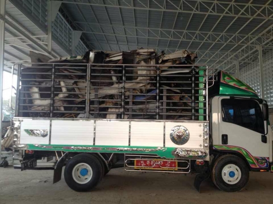 ขายหกล้อIZUSU ล่อง สภาบดี รถปี 51 ช่วงล่างใหญ่ครับ 130 แรงครับ