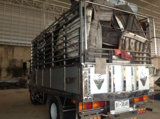 ขายหกล้อIZUSU ล่อง สภาบดี รถปี 51 ช่วงล่างใหญ่ครับ 130 แรงครับ