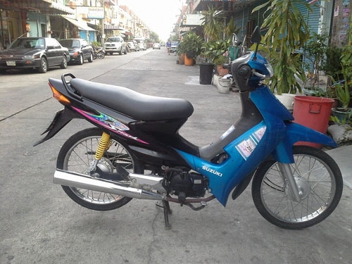 Smash ปี 47 รถบ้าน สวยมาก วิ่ง 8,000 กม.ไมล์แท้ๆ ชุดสีสวยสด เครื่องเดิม แน่นๆ เอกสารครบ