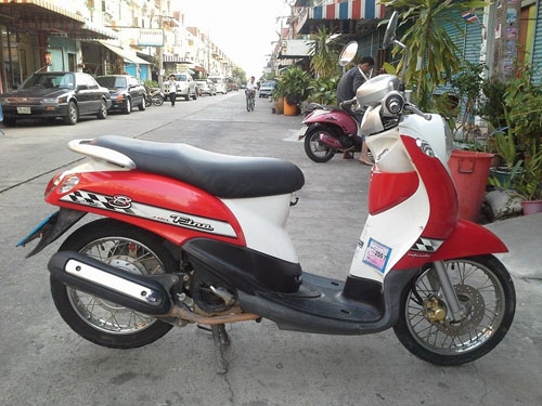 Fino ปี 52 สีแดง รถสวยมาก เดิมๆๆเครื่องเงียบกริบ เอกสารครบ Fino ปี 52 สีแดง รถสวยมาก เดิมๆๆเครื่องเงียบกริบ เอกสารครบ