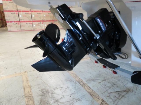 @@!!ขายเรือใหม่ 2014Bayliner 18ฟุต เครื่องMercury 190แรงม้า พร้อมประกันบริษัท!!@@