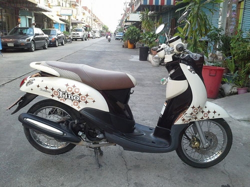 Fino ปี 55 เกย์แยก หัวฉีด รถสวยมาก เหมือนมือ1 วิ่ง 7,000 กม.เครื่องกริ๊บๆ Fino ปี 55 เกย์แยก หัวฉีด รถสวยมาก เหมือนมือ1 วิ่ง 7,000 กม.เครื่องกริ๊บๆ