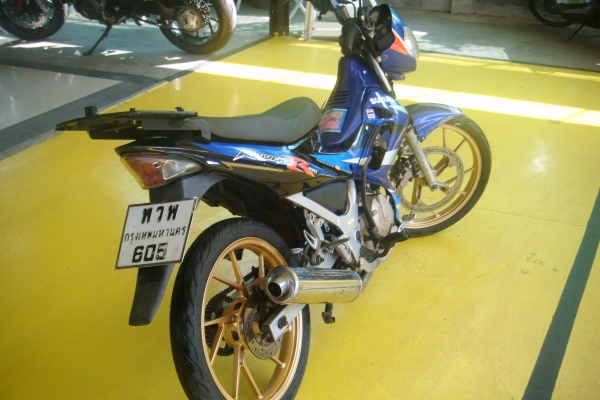 ขาย suzuki raider 150 เดิม เดิม เครื่องดีมาก ทะเบียนโอน