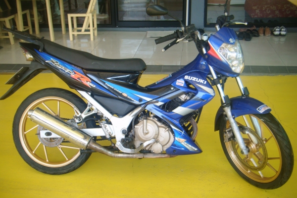 ขาย suzuki raider 150 เดิม เดิม เครื่องดีมาก ทะเบียนโอน