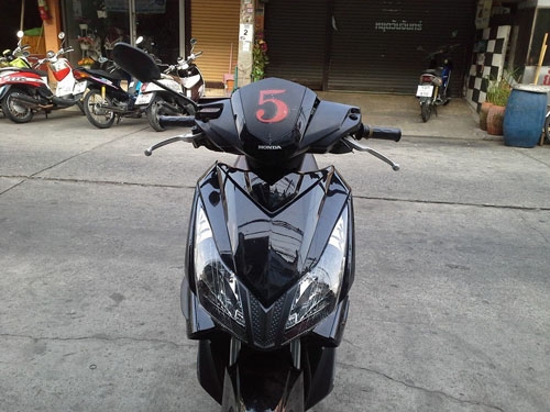 แอร์เบลด ปี 51 ล้อแม็ค สีดำ สวยๆๆๆ ชุดสีสด เครื่องเดิมแน่นๆไม่หลวม ไม่หอน แอร์เบลด ปี 51 ล้อแม็ค สีดำ สวยๆๆๆ ชุดสีสด เครื่องเดิมแน่นๆไม่หลวม ไม่หอน