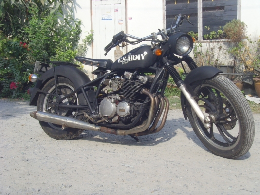 ขาย/แลก งานสร้างยิงเฟรมหลังแข็ง สมัยคงครามโลก โหดๆ 400cc. ทะเบียนพร้อม 45000