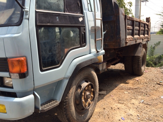 ขาย FSR11F 145แรง เครื่อง6BD1 รถดั้ม พร้อมใช้ หัวเก็บใหม่ คัซซีสวย 580,000