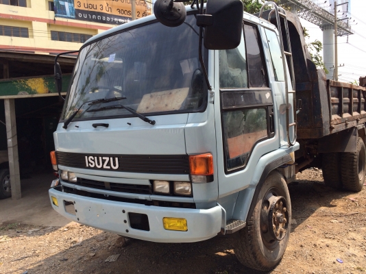 ขาย FSR11F 145แรง เครื่อง6BD1 รถดั้ม พร้อมใช้ หัวเก็บใหม่ คัซซีสวย 580,000