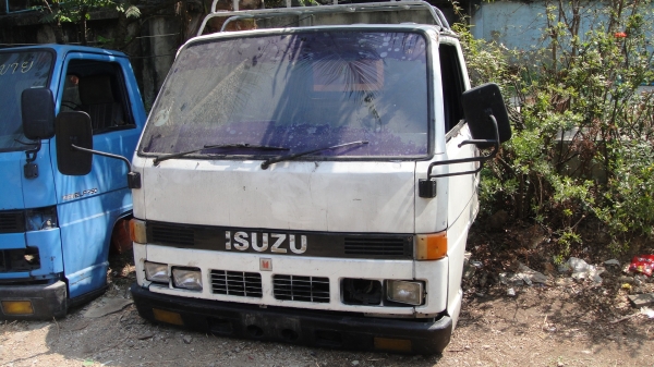 หัว NKR สภาพสวย ของครบ ยกใส่รถวิ่งได้เลย