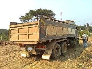 ***ขายแล้วครับขอบคุณ Truck2hand ขาย10ล้อ2เพลาดั้ม Mitsu tf 5224 6d16 turbo 220hp เกียร์10สปีด เครื่องมีอ่อน เกียร์ดี ช่วงล่างดีคัสซีมีตำหนิเพลาหลังซ้าย เบรคใหญ่เพลาบุ๋ม กระบะพื้นเหล็ก ข้างไม้ ยางดี6เส้นพอใช้4เส้น มีระบบลากพ่วง รถใช้งานอยู่ปกติ เก็บหน่อยสว ***ขายแล้วครับขอบคุณ Truck2hand ขาย10ล้อ2เพลาดั้ม Mitsu tf 5224 6d16 turbo 220hp เกียร์10สปีด เครื่องมีอ่อน เกียร์ดี ช่วงล่างดีคัสซีมีตำหนิเพลาหลังซ้าย เบรคใหญ่เพลาบุ๋ม กระบะพื้นเหล็ก ข้างไม้ ยางดี6เส้นพอใช้4เส้น มีระบบลากพ่วง รถใช้งานอยู่ปกติ เก็บหน่อยสว