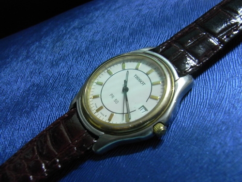 18ก.พ.((น้าเล็ก)) นำเสนอนาฬิกาข้อมือ 18ก.พ.((น้าเล็ก)) นำเสนอนาฬิกาข้อมือ