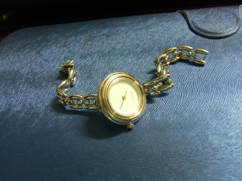 18ก.พ.((น้าเล็ก)) นำเสนอนาฬิกาข้อมือ 18ก.พ.((น้าเล็ก)) นำเสนอนาฬิกาข้อมือ