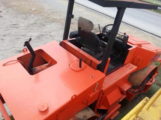 รถบดสั่นเสทือนขนาด8ตัน HAMM HD85 เก่านอก