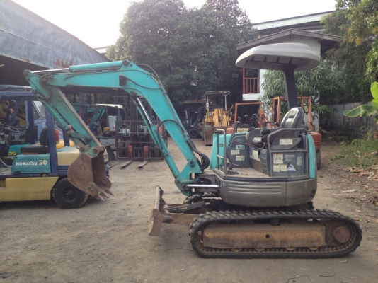 รถขุด KOBELCO SK30SR