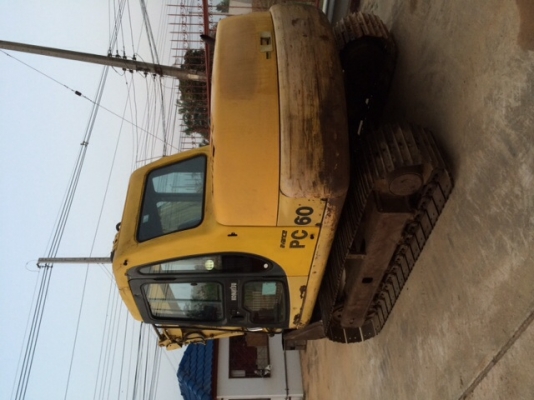 รถขุด KOMATSU PC60-7 มือสอง นำเข้าจากญี่ปุ่น สภาพสวย พร้อมใช้งาน