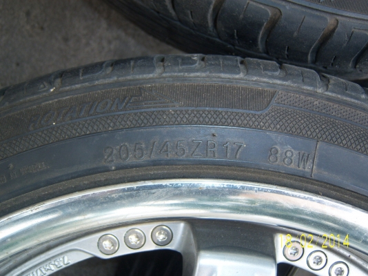 แม็กขอบ17x7.5พร้อมยางสีสวยไม่ดุ้ง