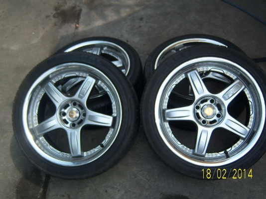 แม็กขอบ17x7.5พร้อมยางสีสวยไม่ดุ้ง