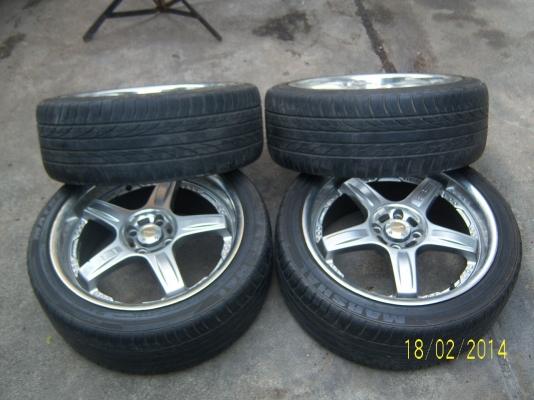 แม็กขอบ17x7.5พร้อมยางสีสวยไม่ดุ้ง