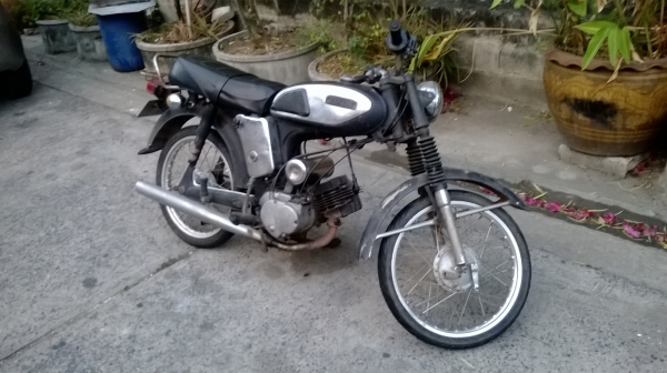 ขาย YAMAHA YL2  10,000 บาท ทะเบียนส้มโอนไม่ได้