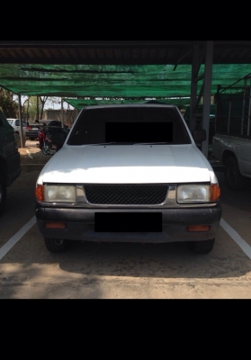 รถกระบะ Isuzu ใช้งานประจำ