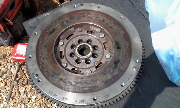 ฟลายวีลหลังนาวาร่า