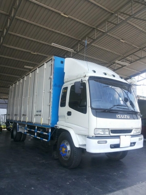 ขาย ISUZU TFR URO 2 ปี 2551 ตู้ 10 บาน ยาว 7.20 เมตร 200 แรงม้า สภาพสวยจัด สนใจ ติดต่อ 081-4825911 ค ขาย ISUZU TFR URO 2 ปี 2551 ตู้ 10 บาน ยาว 7.20 เมตร 200 แรงม้า สภาพสวยจัด สนใจ ติดต่อ 081-4825911 ค