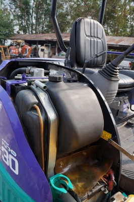 ขายรถขุด KOMUTSU PC30MR-1 เก่านอกปรับสภาพแล้วพร้อมใช้