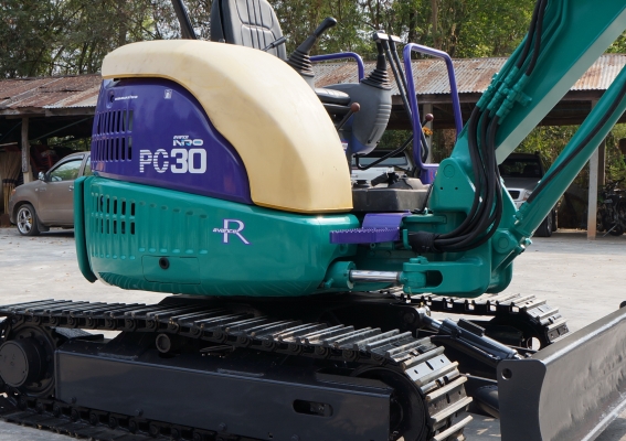 ขายรถขุด KOMUTSU PC30MR-1 เก่านอกปรับสภาพแล้วพร้อมใช้