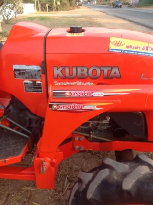 แทรกเตอร์คูโบค้า  L3608 สภาพดีเยี่ยม พร้อมใช้งาน เดิมๆทั้งคัน นำไปใช้แล้วไม่ผิดหวัง พร้อมจอบหมุนเเละผานดันหน้า