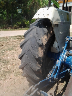 ขายรถไถ  ford 6600 เครื่อง  t6