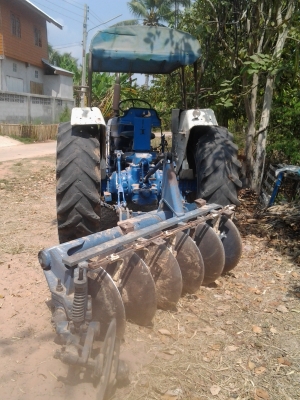 ขายรถไถ  ford 6600 เครื่อง  t6