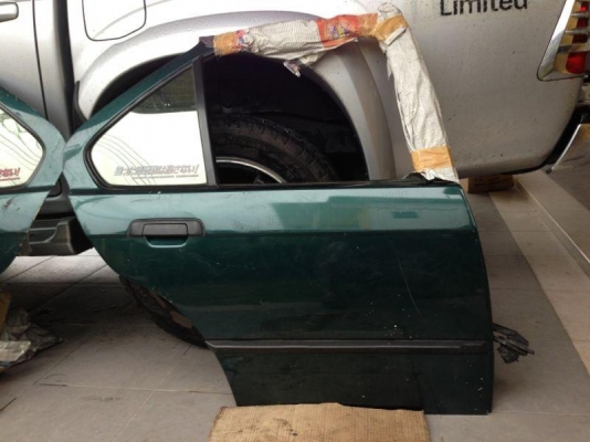 ขายประตู BMW E 36