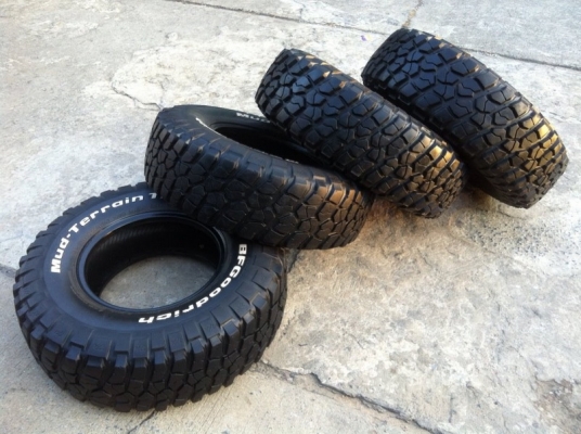 ขายยาง BF Goodrich Mud-terrain KM2 31 10.5 r15 ดอกหนาๆ ขายยาง BF Goodrich Mud-terrain KM2 31 10.5 r15 ดอกหนาๆ