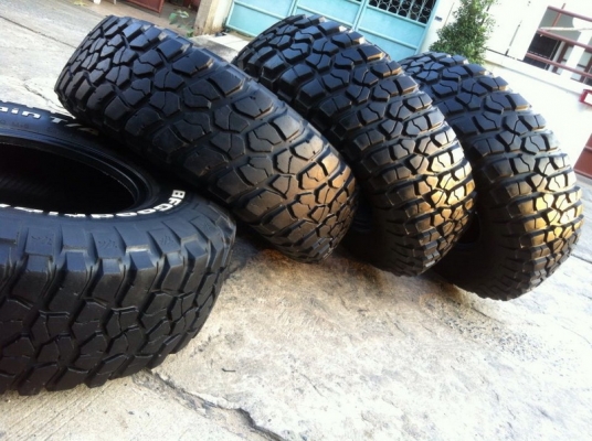 ขายยาง BF Goodrich Mud-terrain KM2 31 10.5 r15 ดอกหนาๆ ขายยาง BF Goodrich Mud-terrain KM2 31 10.5 r15 ดอกหนาๆ