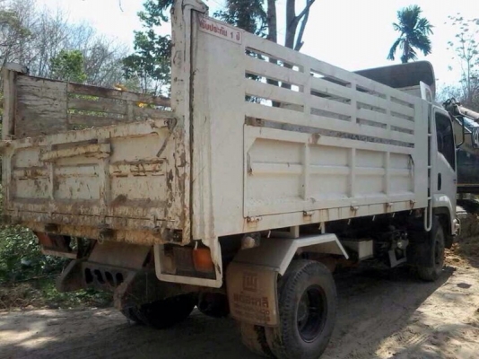 รถอีซูซุ 6 ล้อดั้ม FRR  190 แรงม้า. ปี 55  ( รถวิ่ง 22,xxx กม. )   สนใจติดต่อ 081 - 6079515