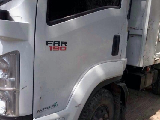 รถอีซูซุ 6 ล้อดั้ม FRR  190 แรงม้า. ปี 55  ( รถวิ่ง 22,xxx กม. )   สนใจติดต่อ 081 - 6079515