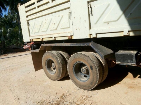 รถฮีโน่ 10 ล้อดั้ม FM3M  240 แรงม้า. ปี 39.  สนใจติดต่อ  081 - 6079515