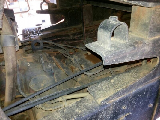 รถฮีโน่ 10 ล้อดั้ม FM3M  240 แรงม้า. ปี 39.  สนใจติดต่อ  081 - 6079515