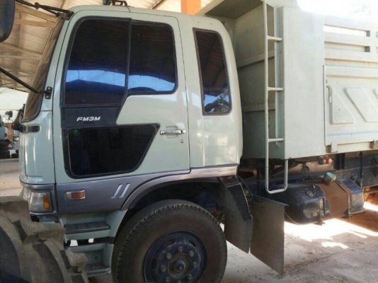 รถฮีโน่ 10 ล้อดั้ม FM3M  240 แรงม้า. ปี 39.  สนใจติดต่อ  081 - 6079515
