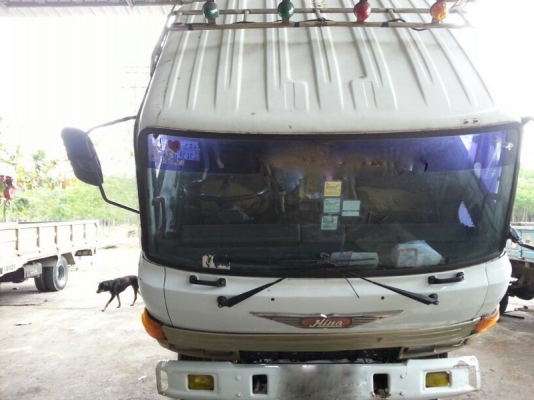 รถฮีโน่ 6 ล้อ ( ไม่ดั้ม ) FD166B. 185 แรงม้า. สนใจติดต่อ 081 - 6079515 รถฮีโน่ 6 ล้อ ( ไม่ดั้ม ) FD166B. 185 แรงม้า. สนใจติดต่อ 081 - 6079515