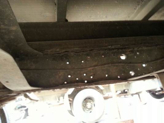 รถฮีโน่ 6 ล้อ ( ไม่ดั้ม ) FD166B. 185 แรงม้า. สนใจติดต่อ 081 - 6079515 รถฮีโน่ 6 ล้อ ( ไม่ดั้ม ) FD166B. 185 แรงม้า. สนใจติดต่อ 081 - 6079515