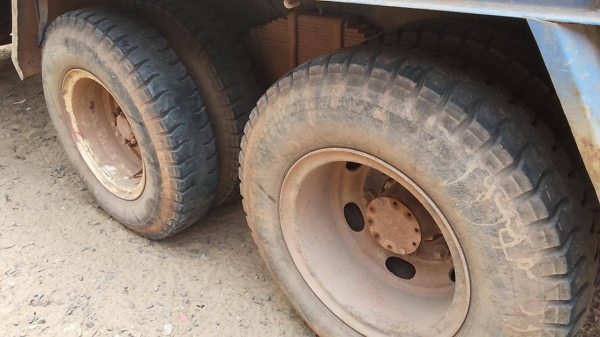 ***ขายแล้วครับขอบคุณ Truck2hand ขาย10ล้อเพลาเดียวท้ายลาด ขึ้นรถเกี่ยว/แบคโฮ120 Hino kt725 eh700 168 hp เครื่องแน่นดี แรง อึด เกียร์เดิมทำเกียร์สาย วางหัวF18(ลงเล่ม) ช่างล่างดีคานหน้า240 โบกี้ใหญ่ คัสซีเดิมดี มีตำหนิช่วงปลาย2ข้างแต่เก็บงานแล้ว พ.พาวเวอร์ เ