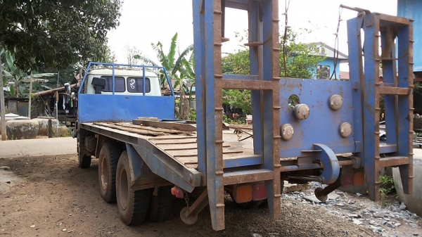 ***ขายแล้วครับขอบคุณ Truck2hand ขาย10ล้อเพลาเดียวท้ายลาด ขึ้นรถเกี่ยว/แบคโฮ120 Hino kt725 eh700 168 hp เครื่องแน่นดี แรง อึด เกียร์เดิมทำเกียร์สาย วางหัวF18(ลงเล่ม) ช่างล่างดีคานหน้า240 โบกี้ใหญ่ คัสซีเดิมดี มีตำหนิช่วงปลาย2ข้างแต่เก็บงานแล้ว พ.พาวเวอร์ เ