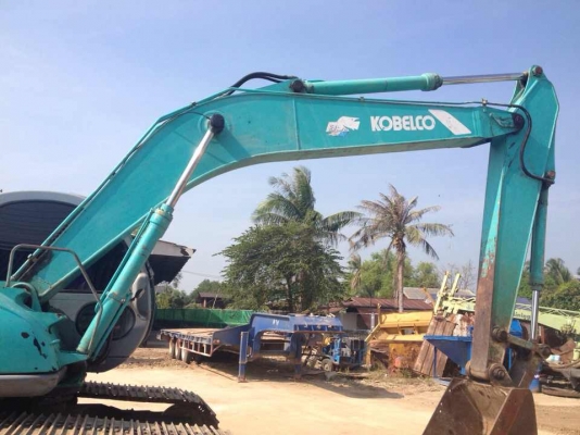 KOBELCO SK200 MACK 5 ธรรมดา ไฟฟ้าครบ ช่วงล่างเต็ม KOBELCO SK200 MACK 5 ธรรมดา ไฟฟ้าครบ ช่วงล่างเต็ม
