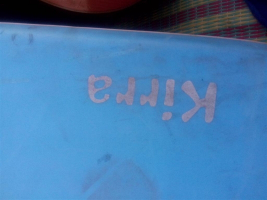 ขาย  surfboards ไว้เล่นน้ำ ครับ เก่าญี่ปุ่น ไม่รู้เรียกไรเรียกไม่ถูก